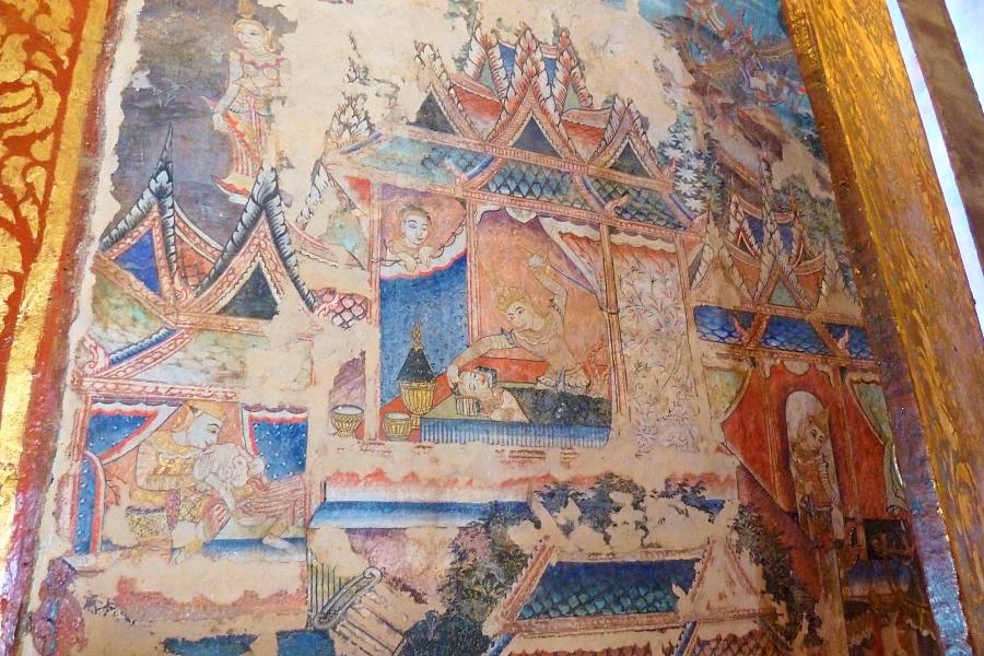 チェンマイのワット・プラ・シン寺院の壁画写真@タイ観光/旅行