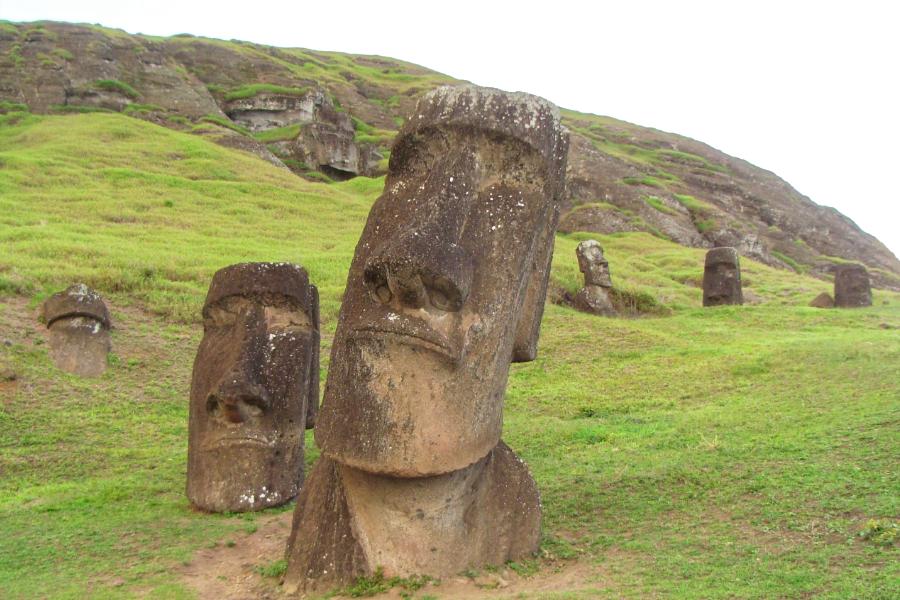 観光世界遺産ラノ･ララク(Rano Raraku)の写真37