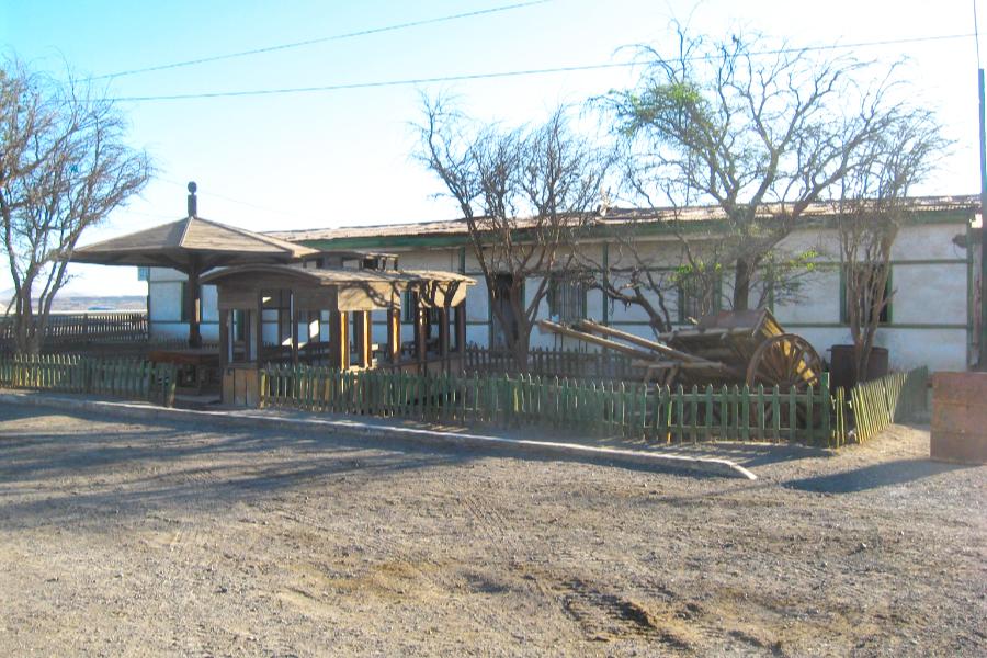 観光世界遺産ハンバーストーン(Humberstone)硝石採掘場/精錬所跡(観光50分)の写真