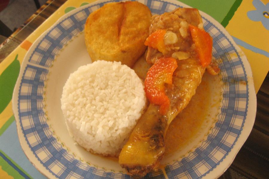 チリ北部の町アリカのチリ料理の写真
