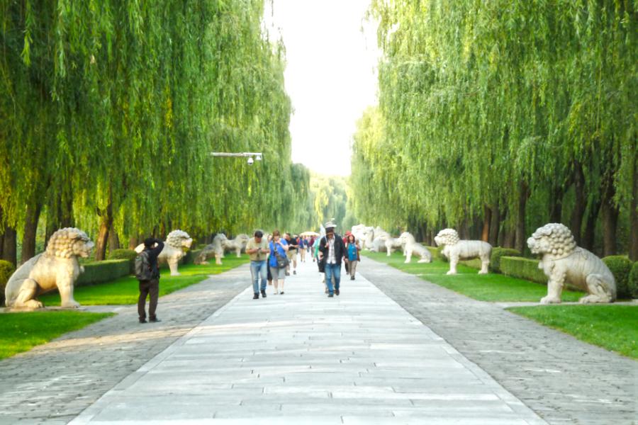 観光世界遺産明十三陵(ミン シーサンリン)(観光4時間)の写真