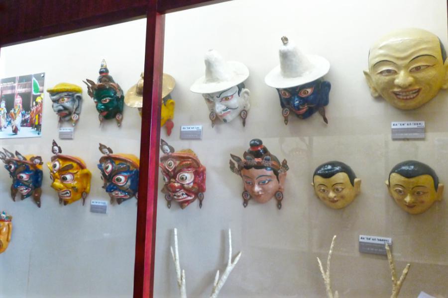 観光昆明(クンミン)(標高1890m)(観光2時間)の写真