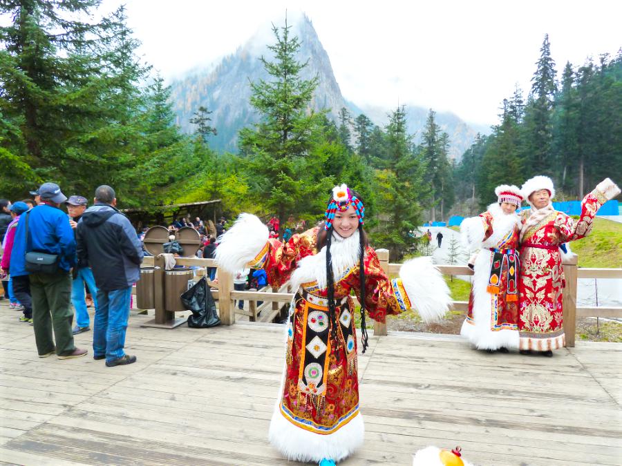 観光世界遺産九寨溝(ジウジャイゴウ)(観光4時間)の写真