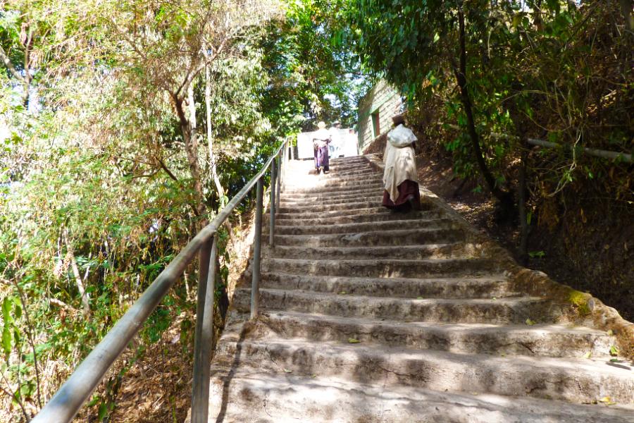 観光遺産候補エンタス島のエントス･エイエス修道院(女性も可)(島の滞在1時間)の写真