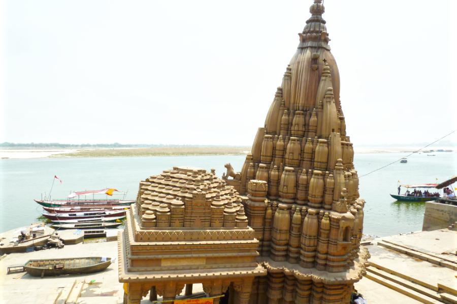 観光(53)マニカルニカー・ガート(Manikarnika Ghat)の写真