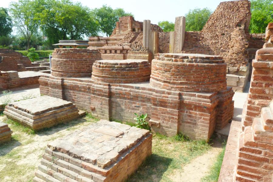 観光遺産候補古代仏教遺跡サールナートの他遺跡の写真