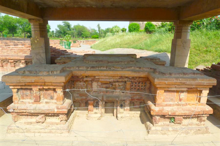 観光遺産候補古代仏教遺跡サールナートの他遺跡の写真