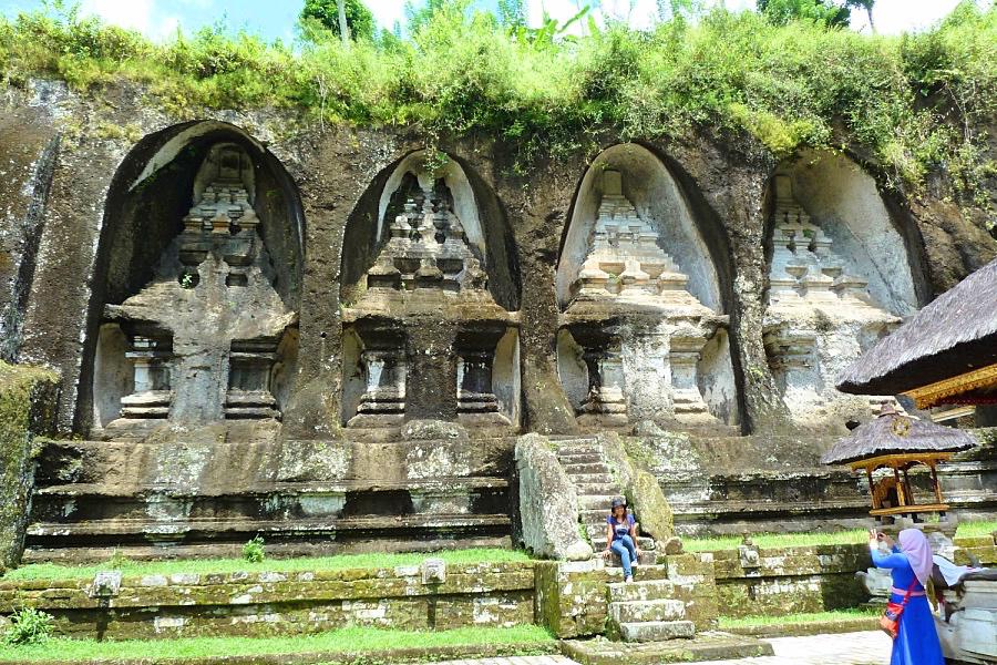 バリ島のグヌン・カウィ墓碑群の写真@インドネシア観光