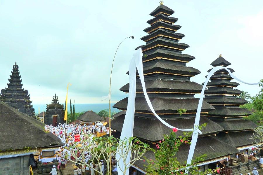 バリ島のブサキ寺院の写真@インドネシア観光