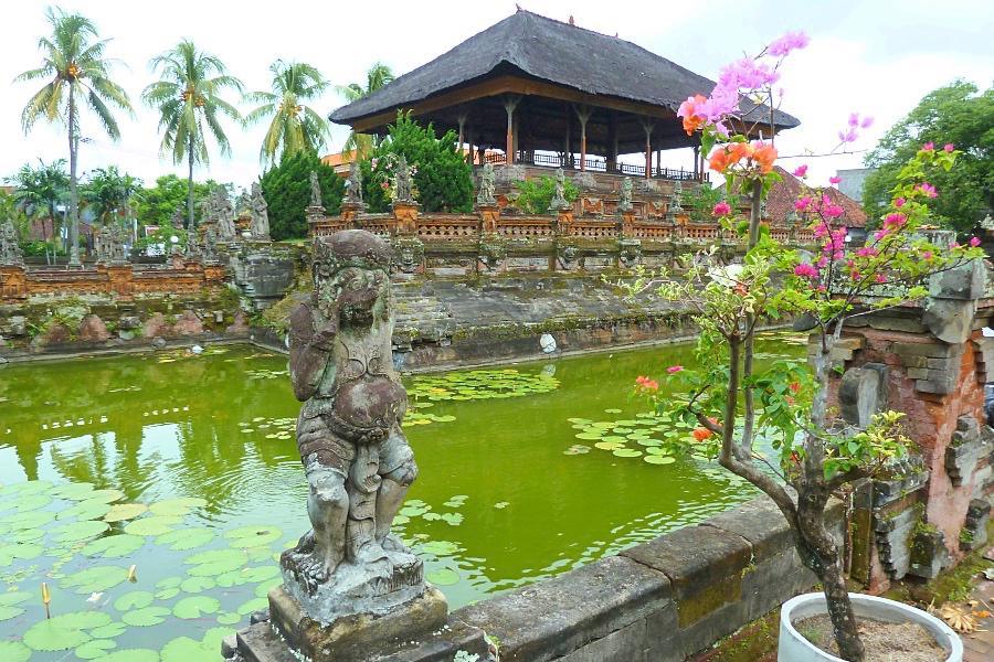 バリ島のクルタ・ゴサ（スマラプラ王宮跡）写真@インドネシア観光
