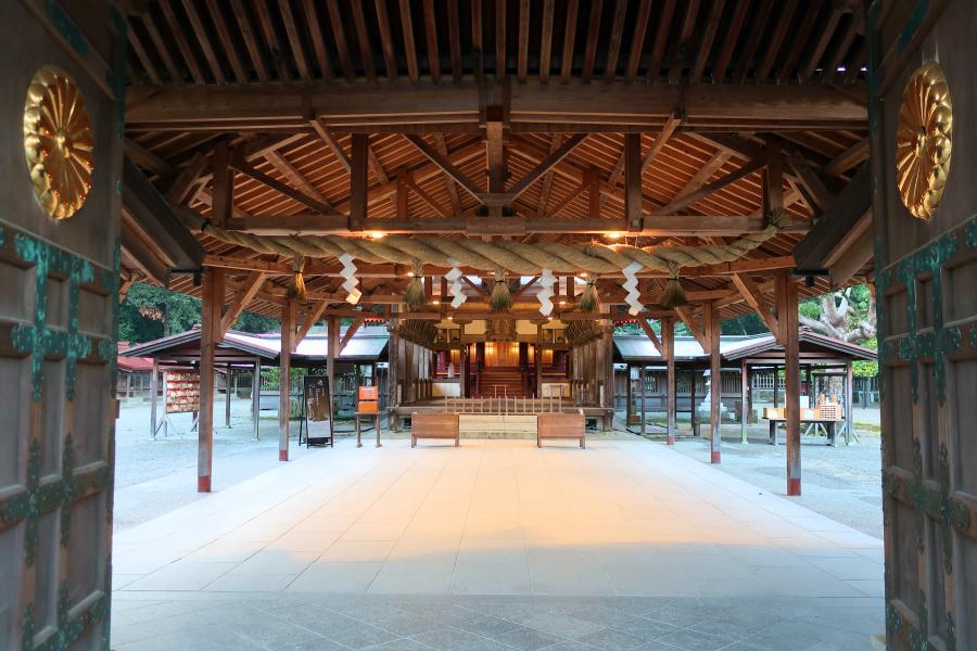観光世界遺産宗像大社 辺津宮(むなかたたいしゃ へつみや/へつぐう)(観光15分)の写真