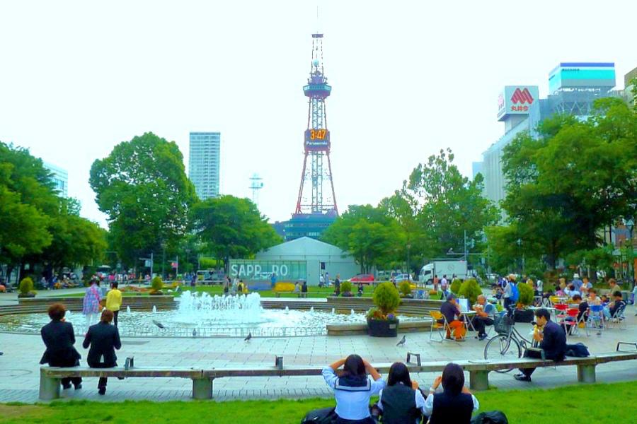 北海道 札幌の大通公園のさっぽろテレビ塔