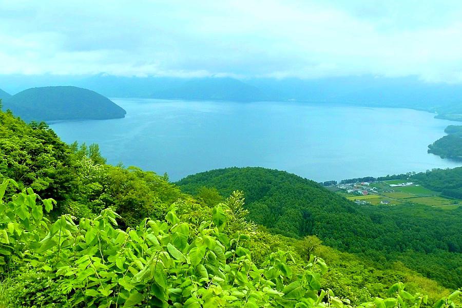 有珠山頂からの洞爺湖の写真@北海道観光