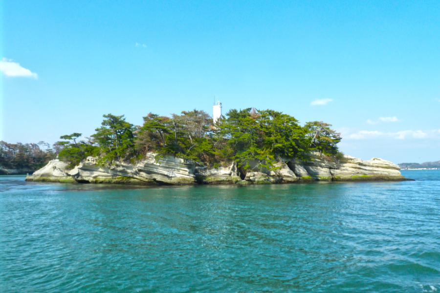 松島の遊覧船クルーズの地蔵島の写真