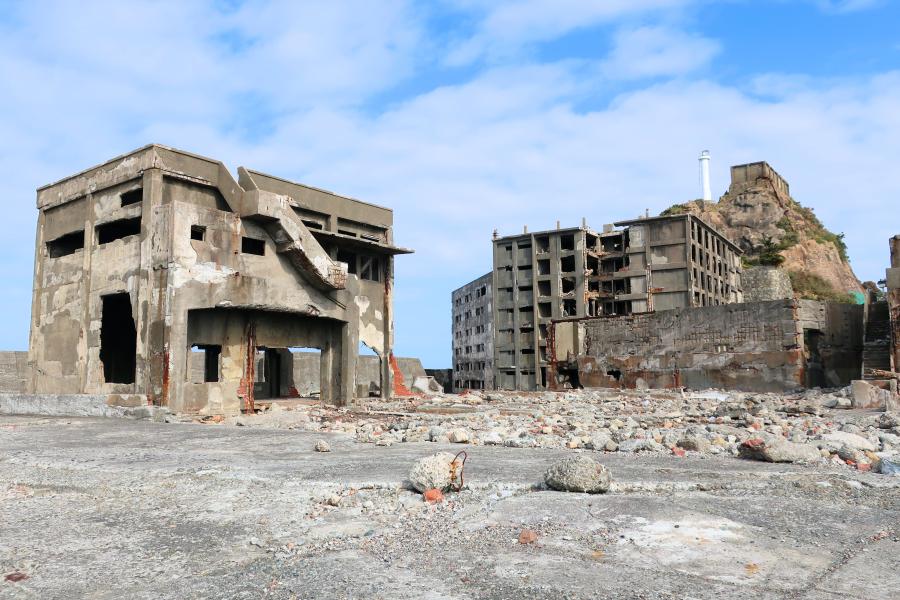 観光世界遺産軍艦島/端島炭鉱(はしま たんこう)(軍艦島クルーズ)(観光40分+島の周回15分/クルーズ全体は3時間)の写真