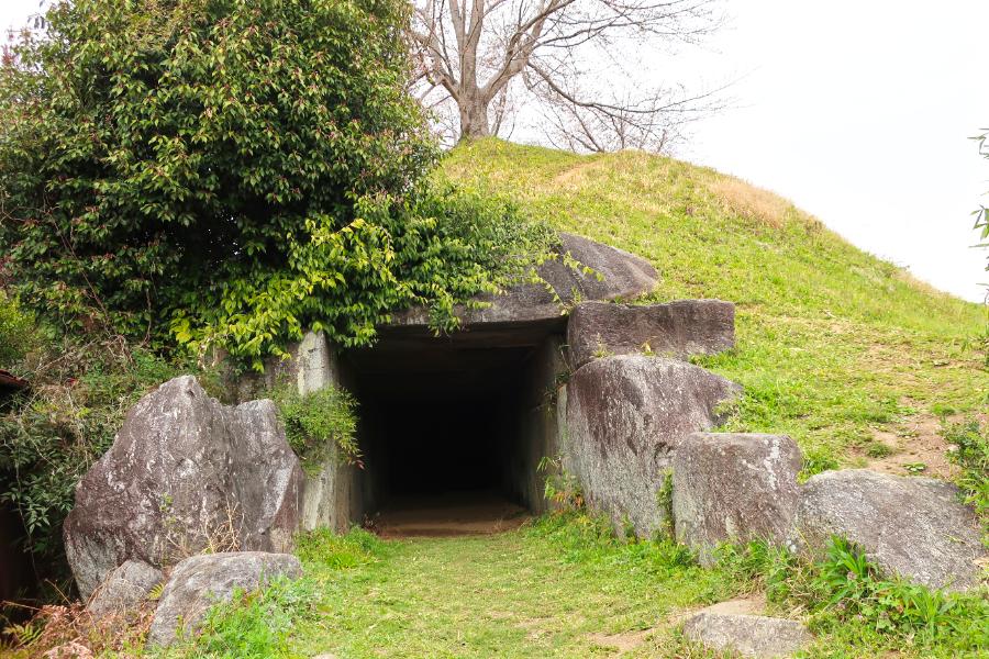観光岩屋山古墳(観光5分)の写真