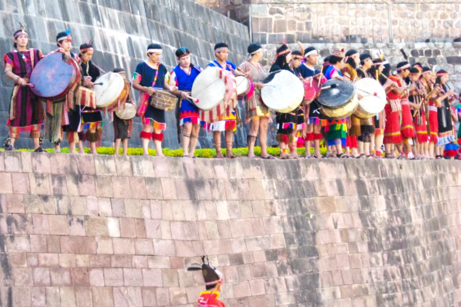 観光インティライミ当日 第1会場(太陽の神殿で民族舞踏劇)の写真