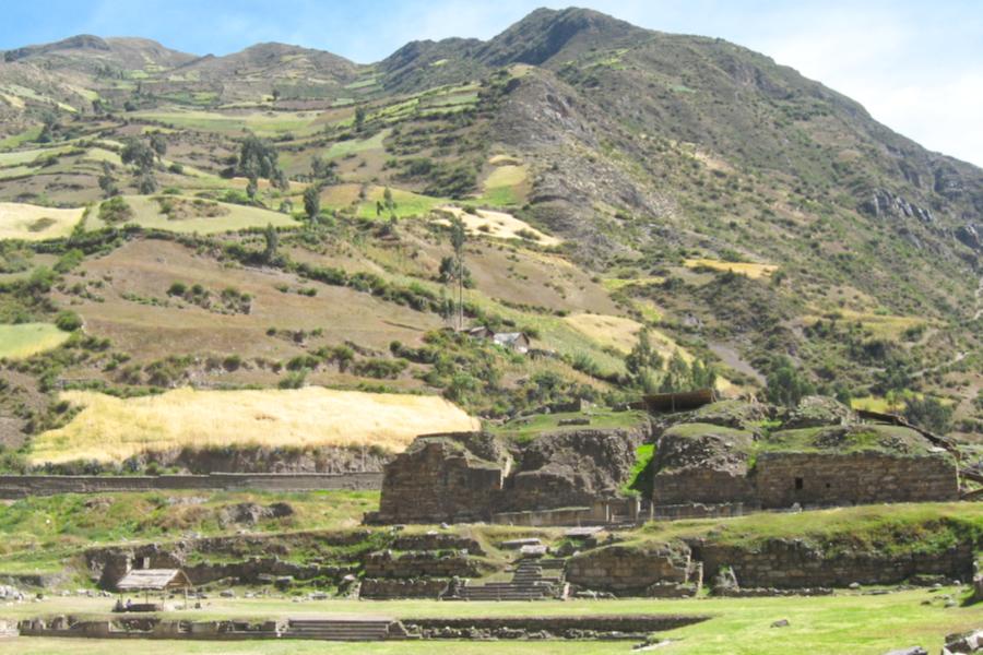 観光世界遺産チャビン・デ・ワンタル古代遺跡(Chavin de Huantar)(標高3200m)(観光2.5時間)の写真