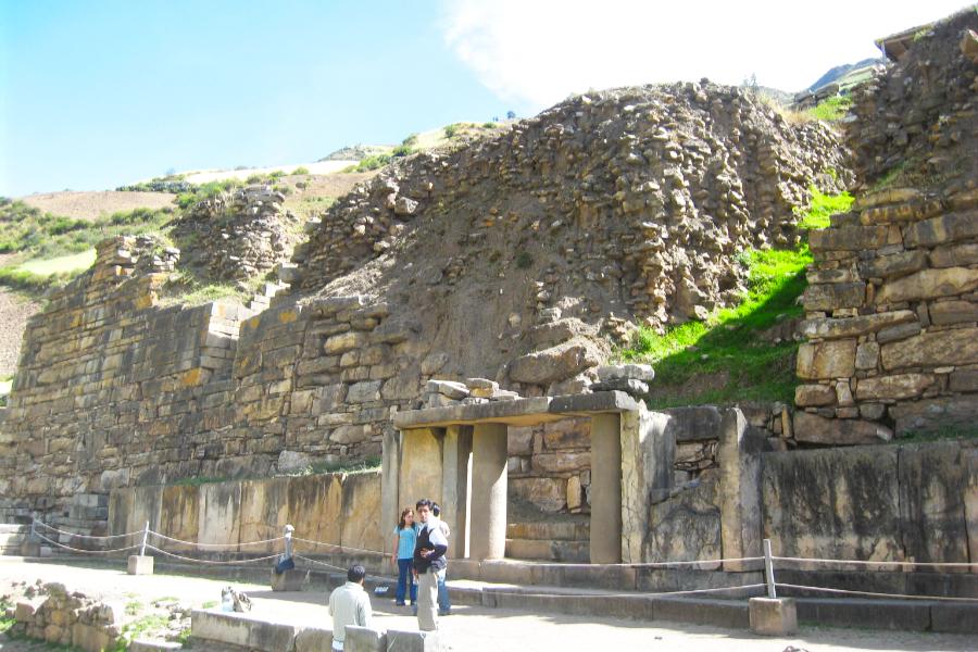 観光世界遺産チャビン・デ・ワンタル古代遺跡(Chavin de Huantar)(標高3200m)(観光2.5時間)の写真