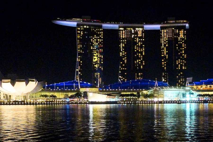 マリーナベイサンズ・ホテルの夜景@シンガポール観光の写真