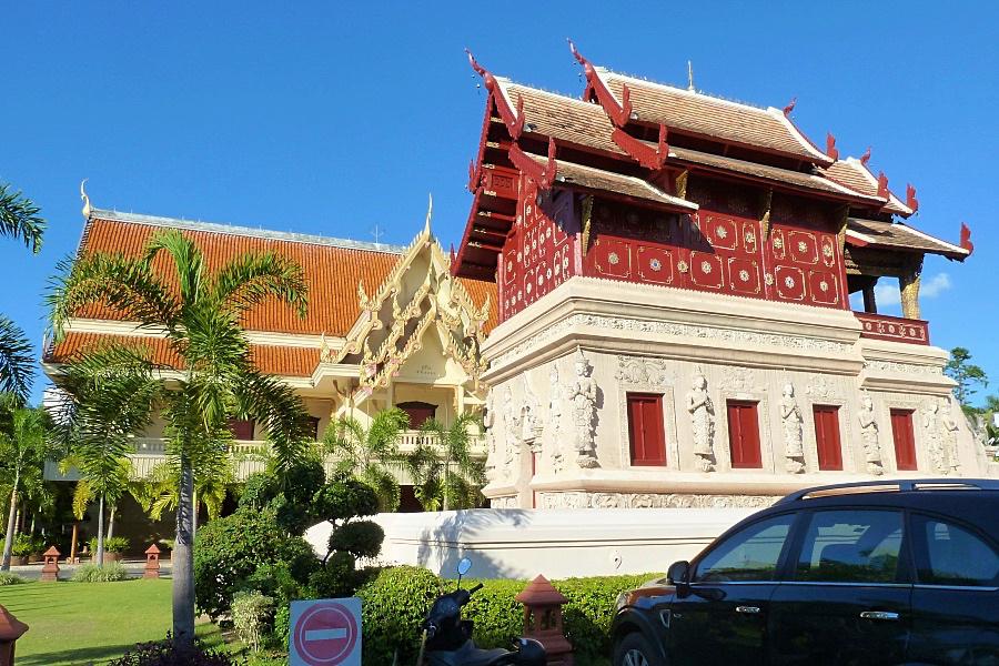 チェンマイのワット・プラ・シン寺院の経蔵（ホートライ）写真@タイ観光/旅行