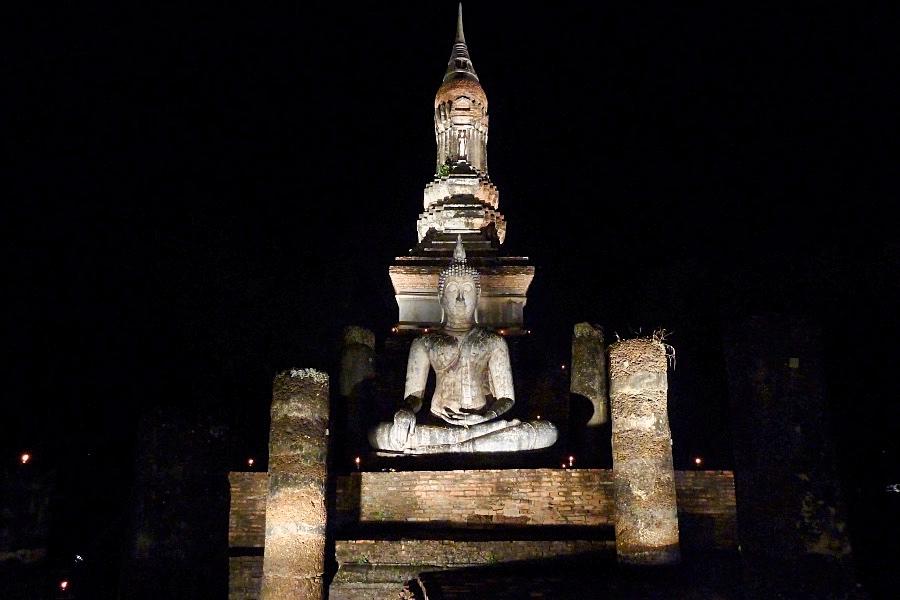 世界遺産古代都市スコータイ歴史公園のワット・トラパングーンの写真@タイ観光