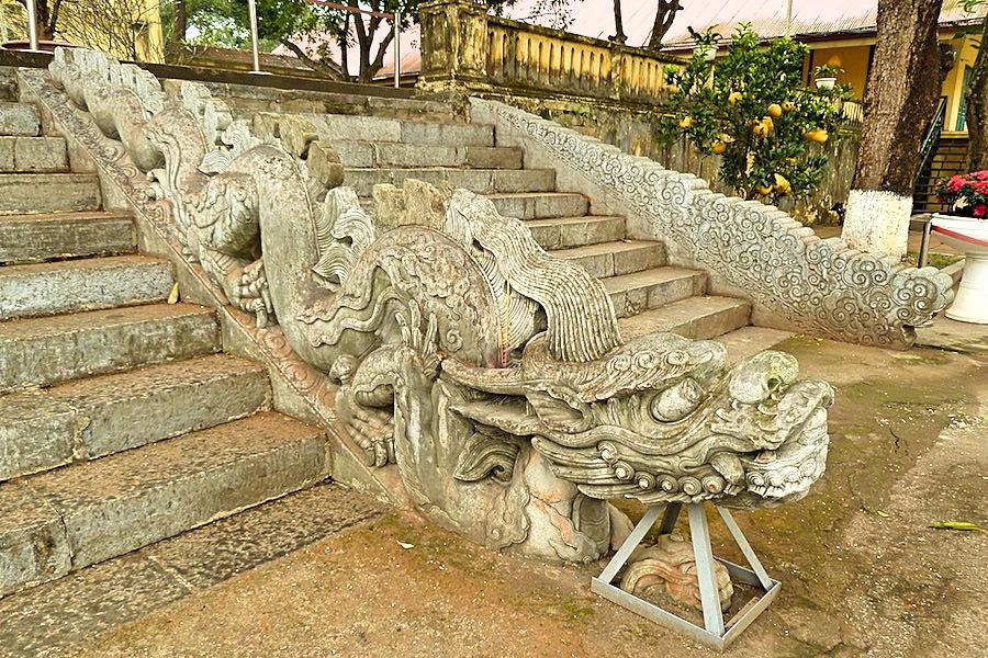 ハノイのタンロン遺跡の龍の階段@ベトナム観光/写真