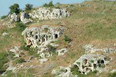 世界遺産シラクーザとパンタリカの岩壁墓地遺跡