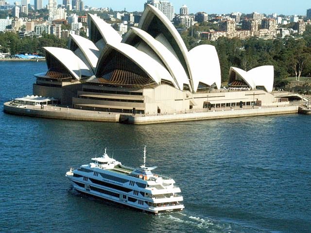 シドニーの世界遺産オペラハウス