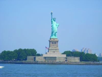アメリカ独立の象徴「自由の女神」