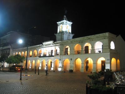 ライトアップの旧市議会