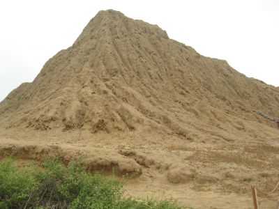 シパン遺跡のピラミッド跡
