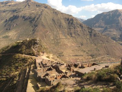 ピサック、インカ遺跡と自然