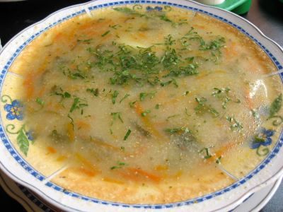 ラパス、食堂の定食スープ