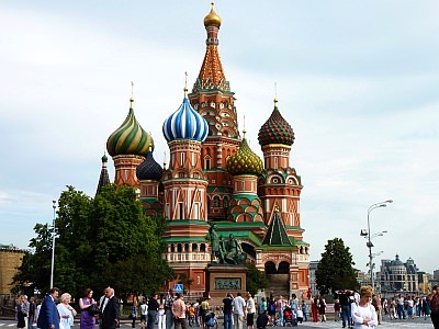 美しいポクロフスキー聖堂