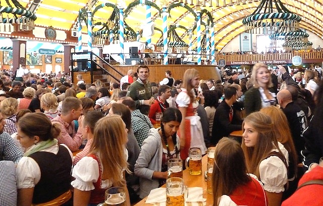 ドイツ旅行 ミュンヘンのビール祭りオクトーバーフェスト