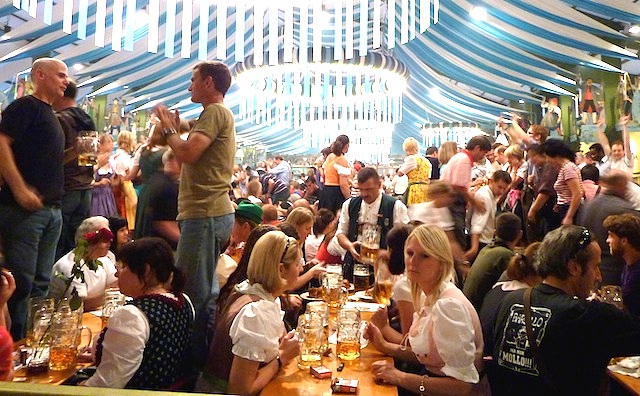 ドイツ旅行 ミュンヘンのビール祭りオクトーバーフェスト