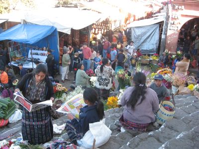 日曜市！マヤ先住民の誇りが残る村 in チチカステナンゴ